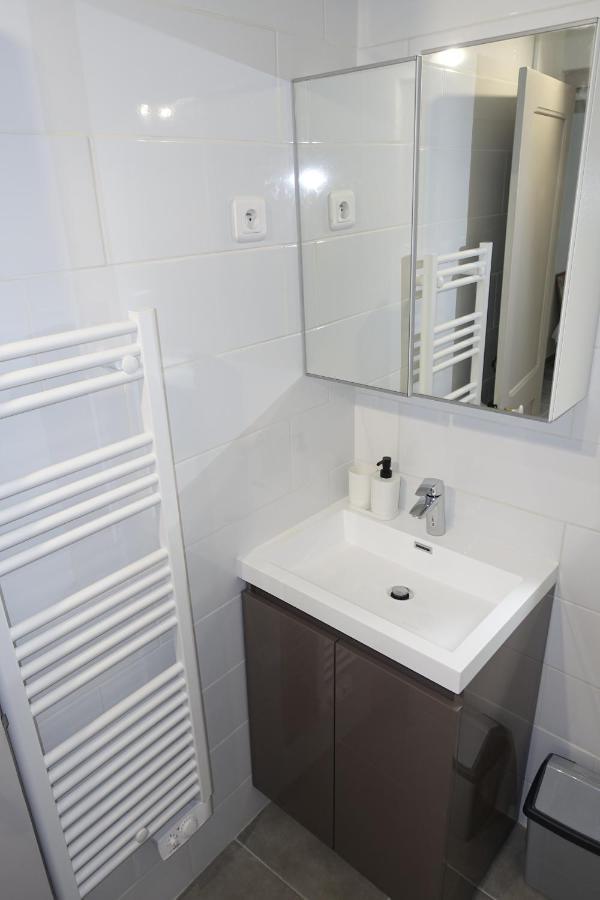 Maison Carree/Coeur Historique De Nimes - Superbe Appt 55M² المظهر الخارجي الصورة